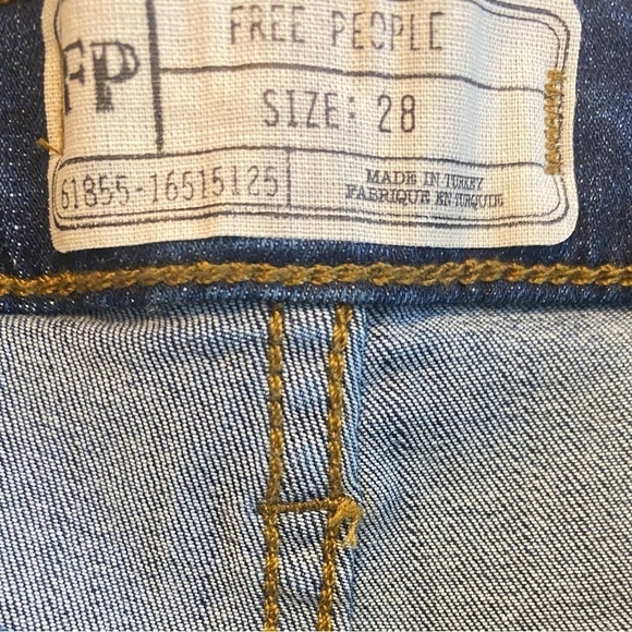 Free People Busted Knee Dark Wash Skinny Jeans - Picture 5 of 11